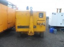 INGERSOLL-RAND VHP700 700CFM PORTABLE DIESEL AIR COMPRESSOR